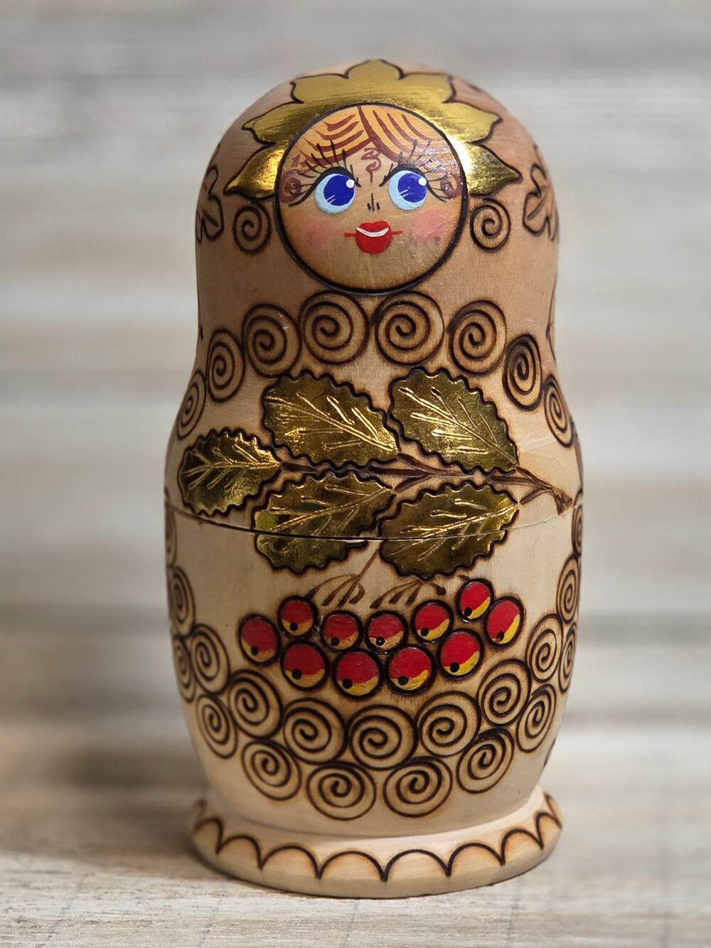 Russian Matryoshka Nesting Dolls Wood Burned Pyrography Gold Leaves 5 Piece Set